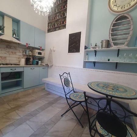 Отель Solaria House Констанца Экстерьер фото