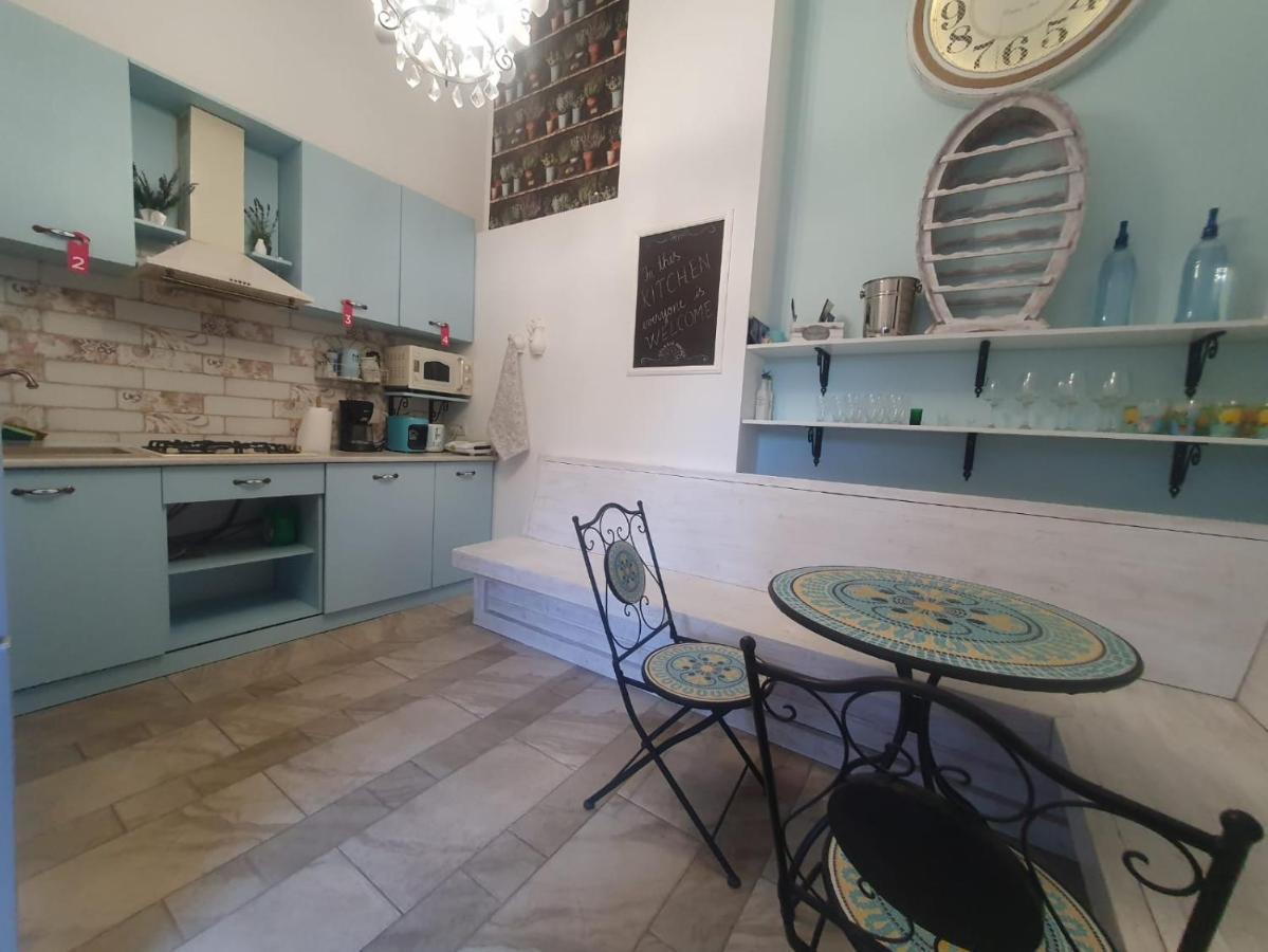 Отель Solaria House Констанца Экстерьер фото