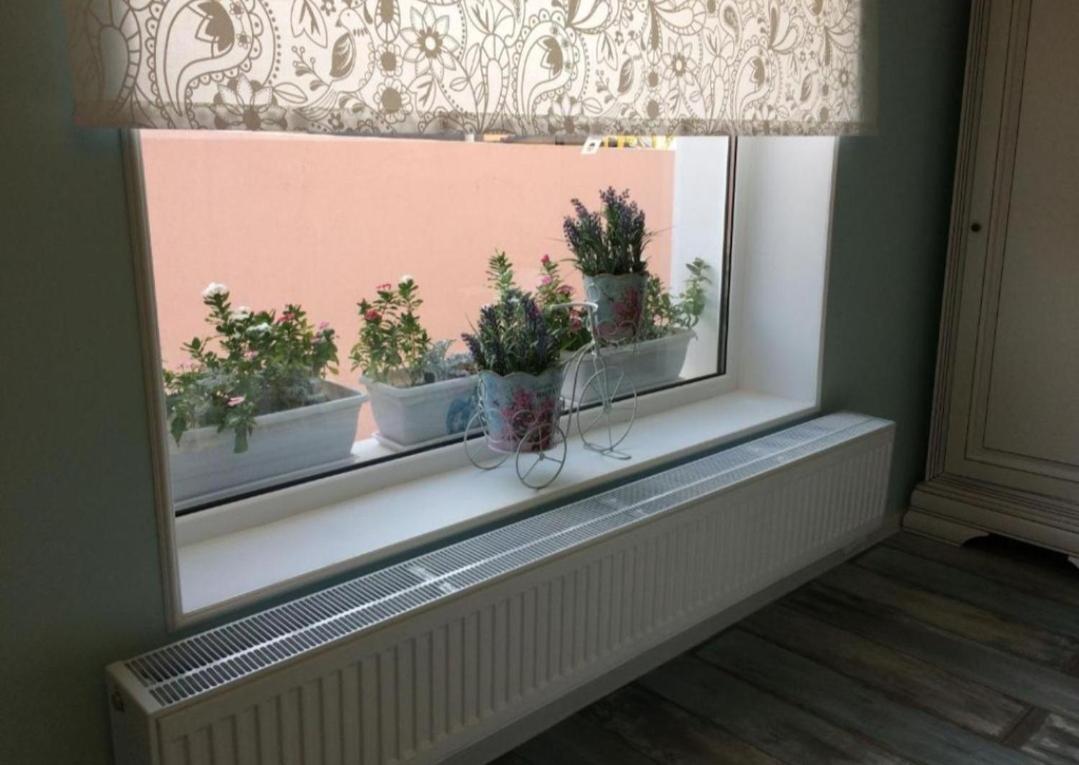 Отель Solaria House Констанца Экстерьер фото